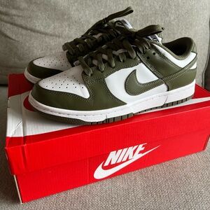 Women's Dunk Low 'Medium Olive'
